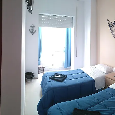 Casa Nautilus 게스트하우스 카디스